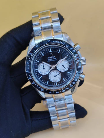 Omega speed master profficnal black in white