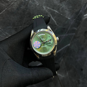 Rolex day date green in silver leather strap Arabic dial