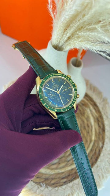OMEGA SPEEDMASTER AUTOMATIC  SAPPHIRE GLASS
