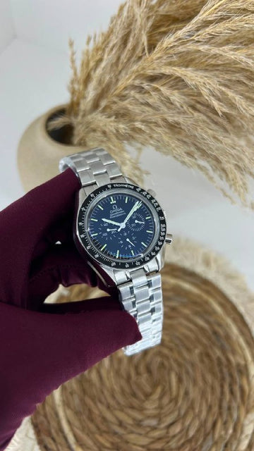 OMEGA SPEEDMASTER  AUTOMATIC  CHRONOGRAPH  SAPPHIRE GLASS