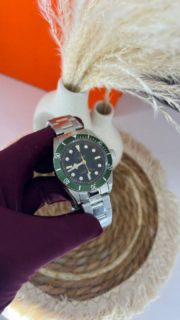 TUDOR  AUTOMATIC  SAPPHIRE GLASS STAINLESS STEEL